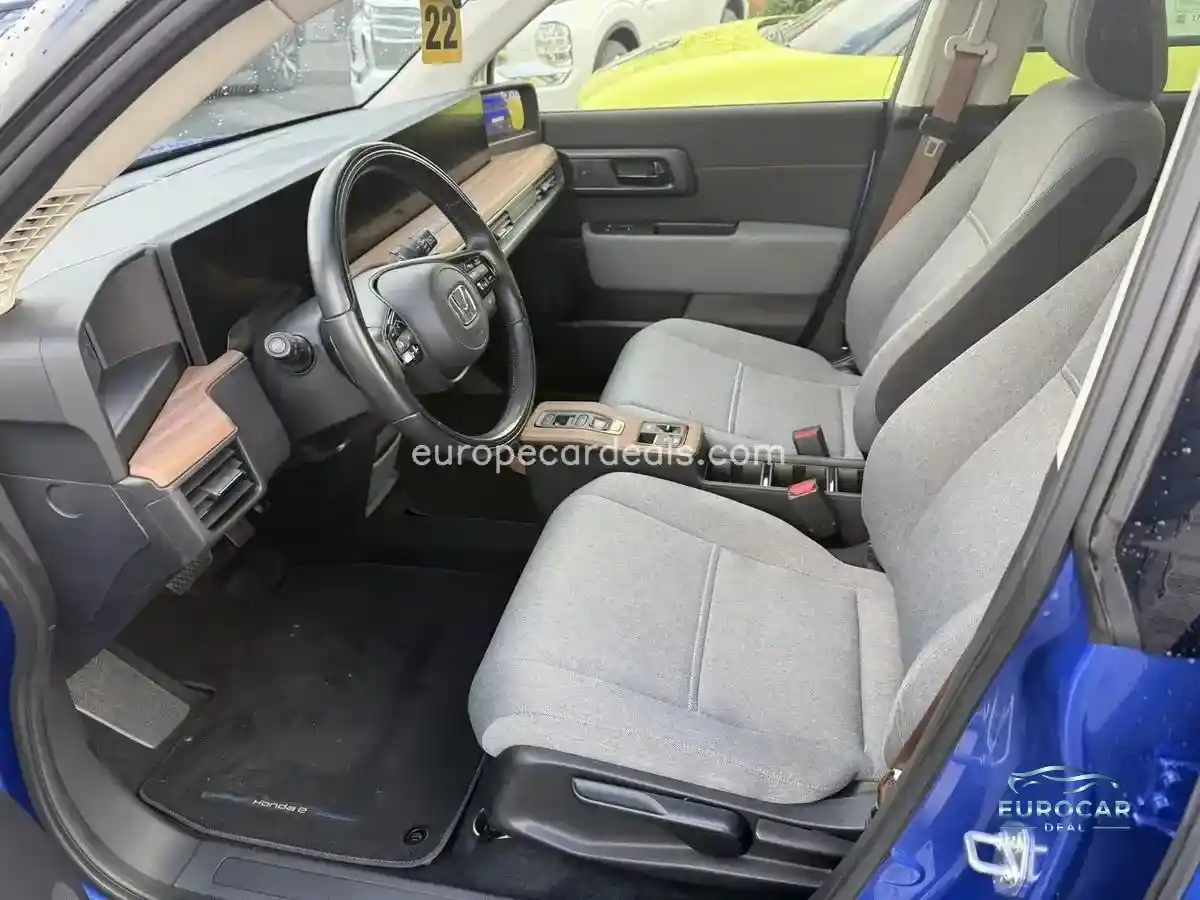 Honda e