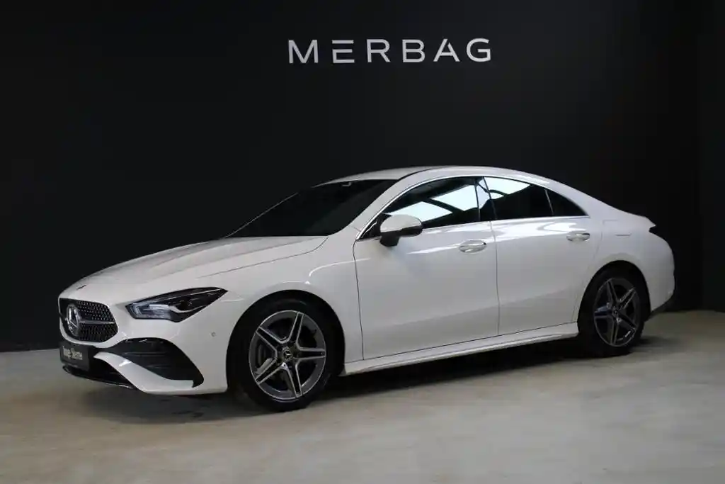 Mercedes-Benz CLA 180