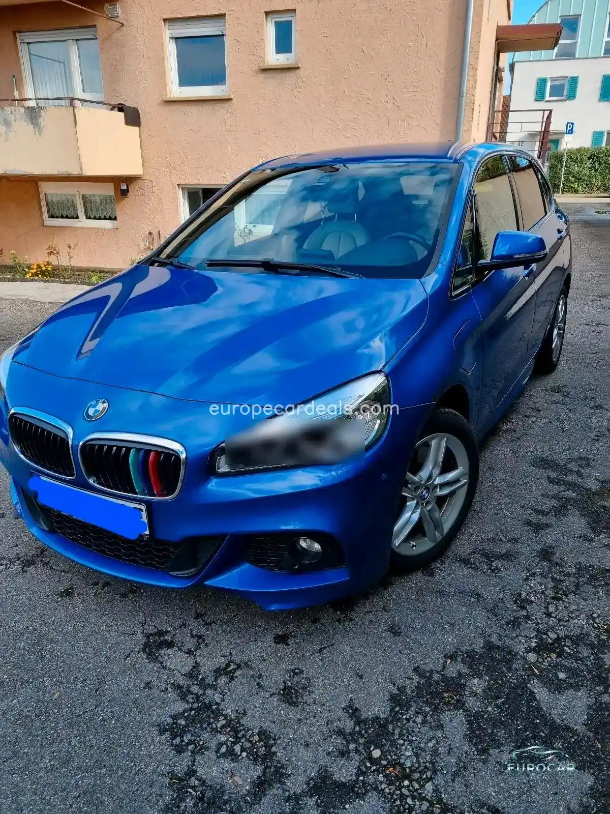 BMW 225
