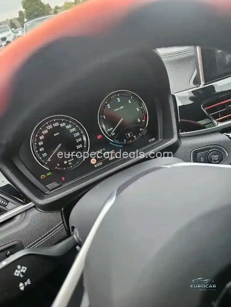 BMW 220