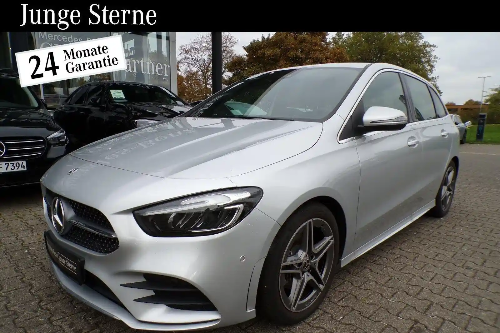 Mercedes-Benz B 180
