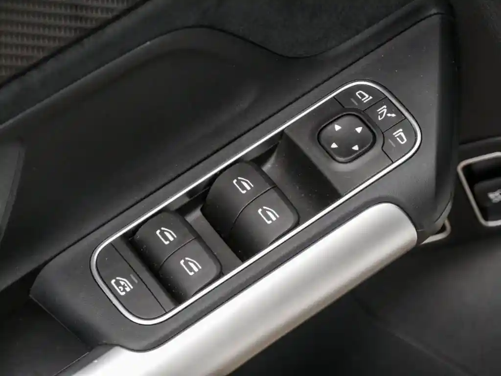 Mercedes-Benz B 250