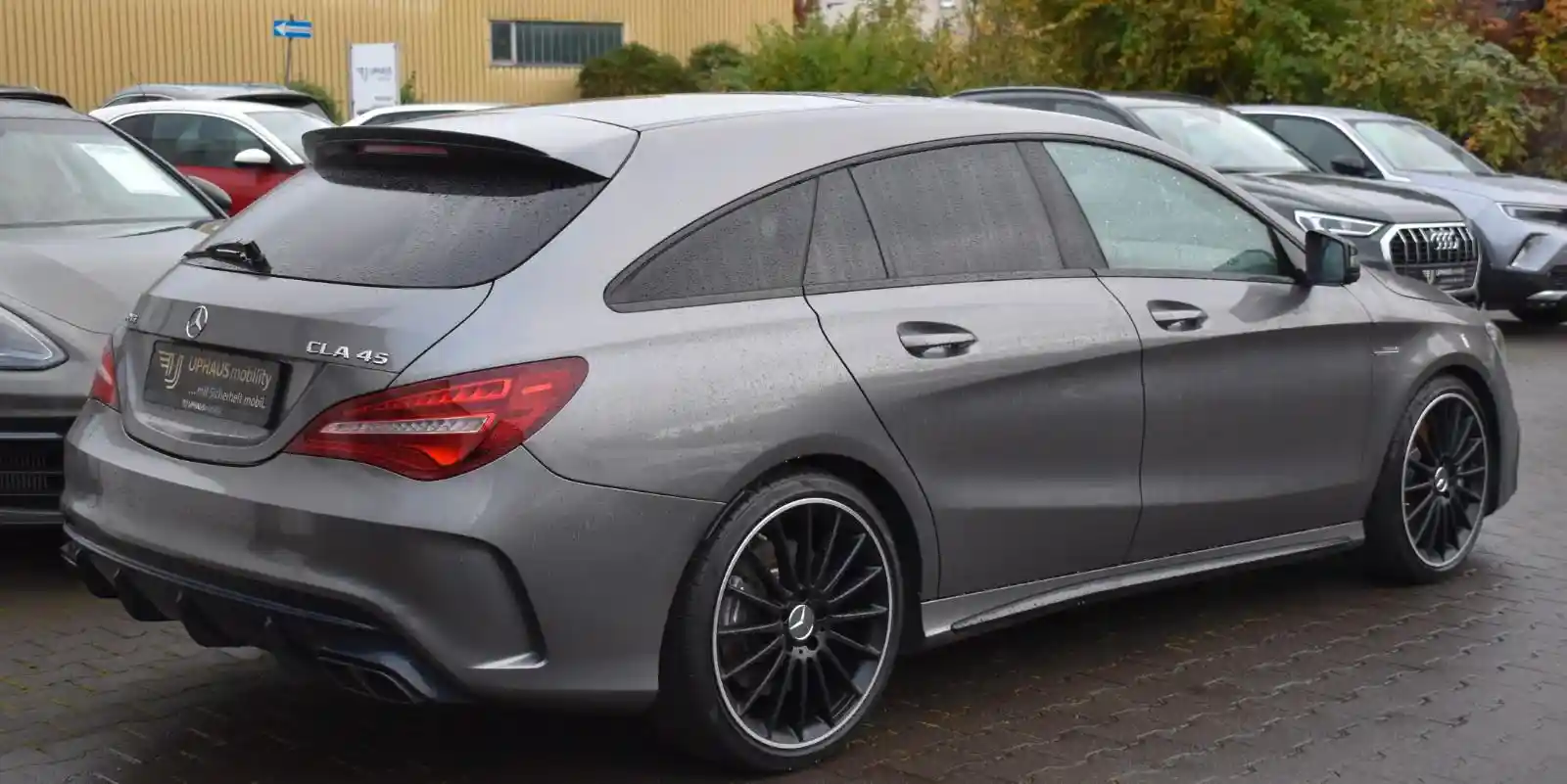 Mercedes-Benz CLA 45 AMG Shooting Brake