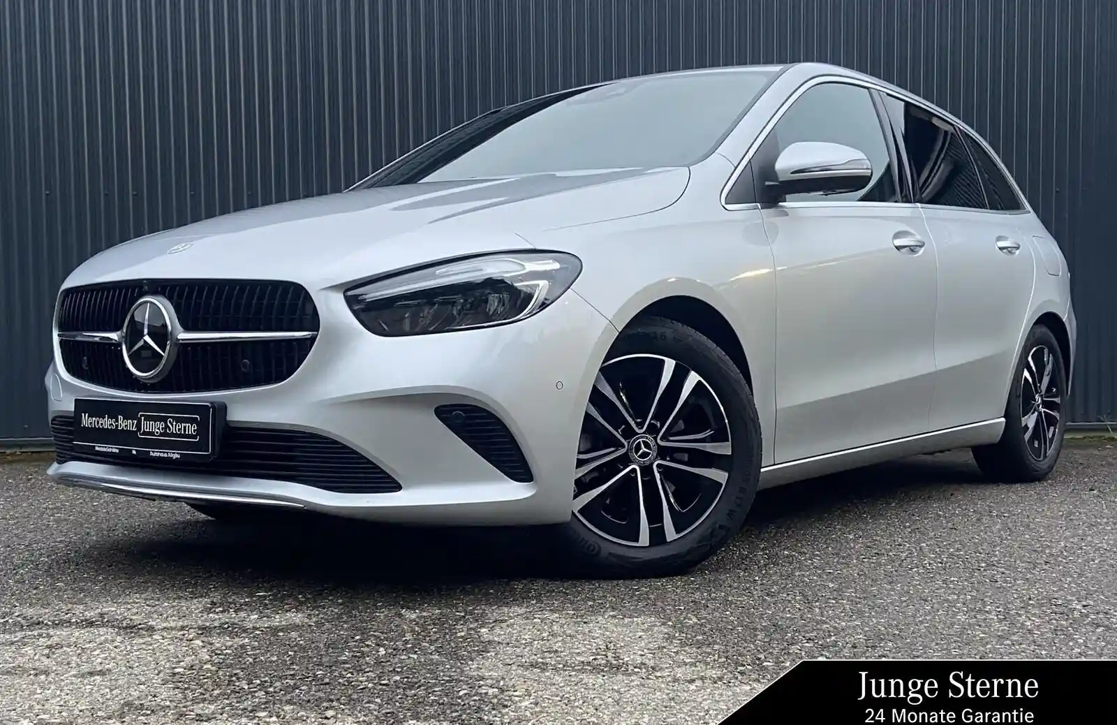 Mercedes-Benz B 200