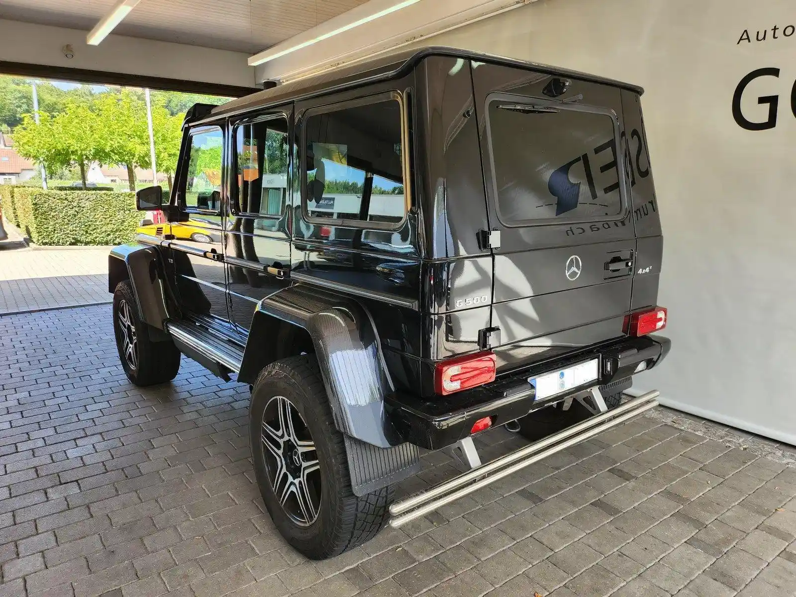 Mercedes-Benz G 500