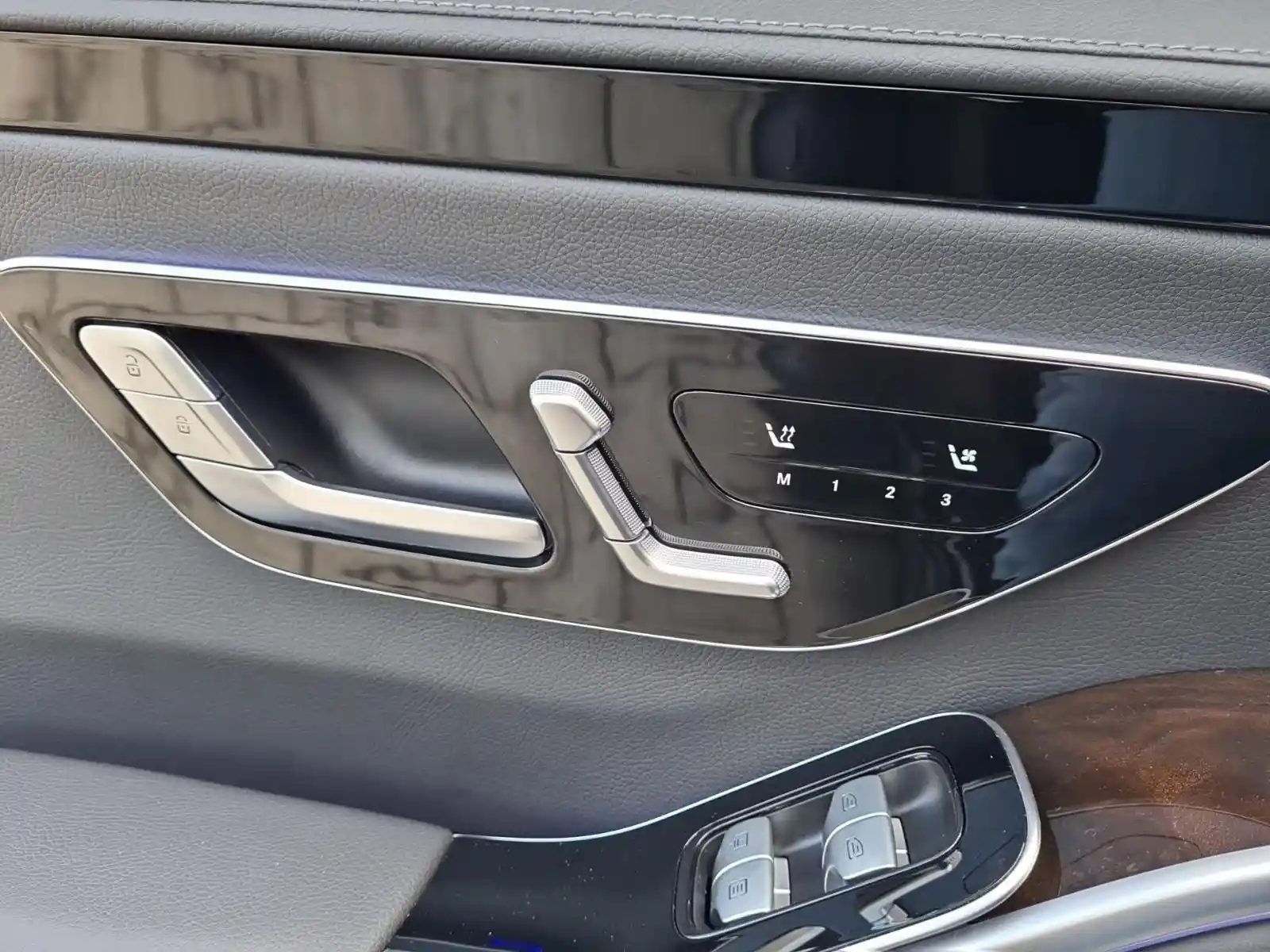 Mercedes-Benz S 580
