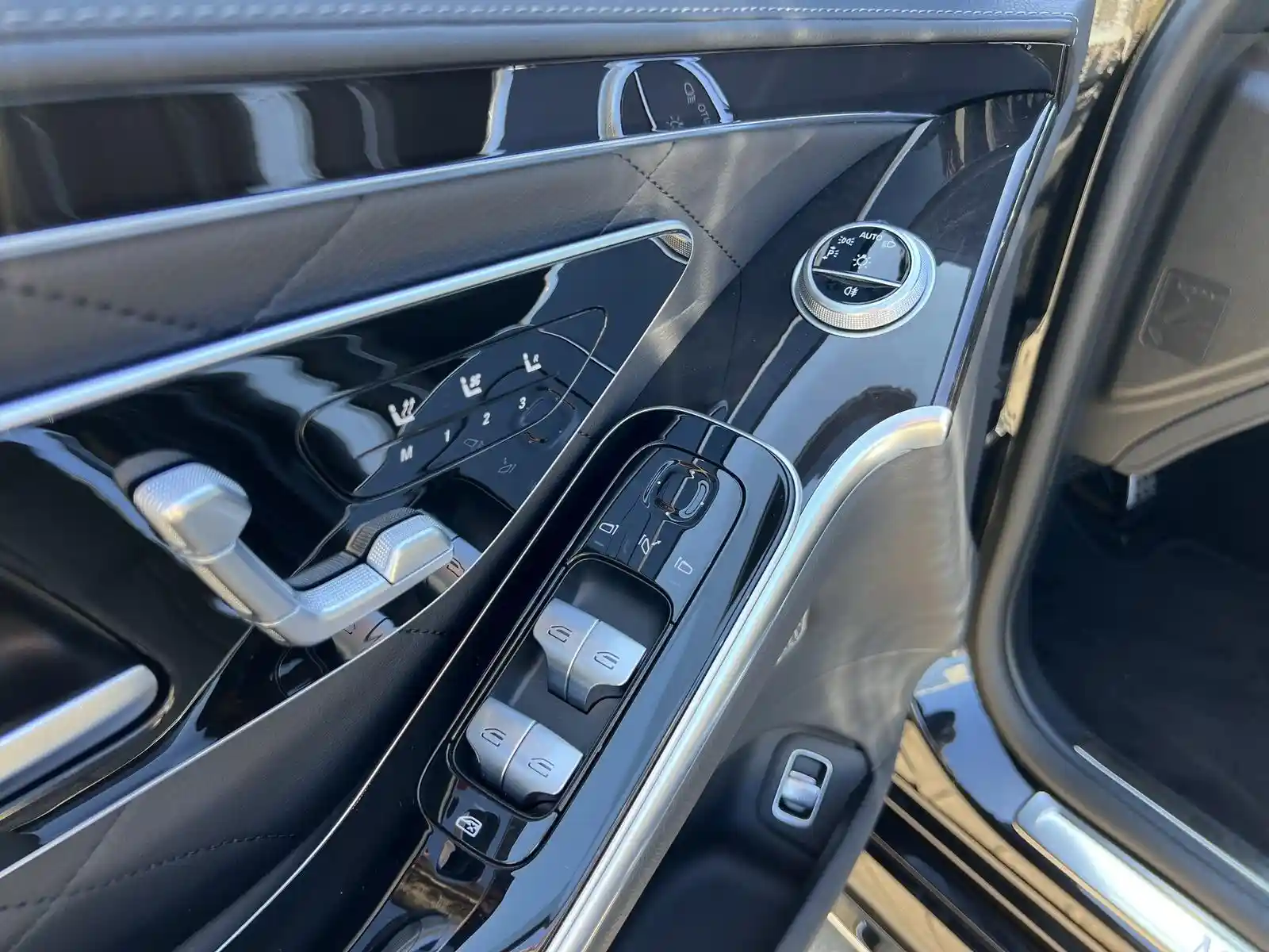 Mercedes-Benz S 500