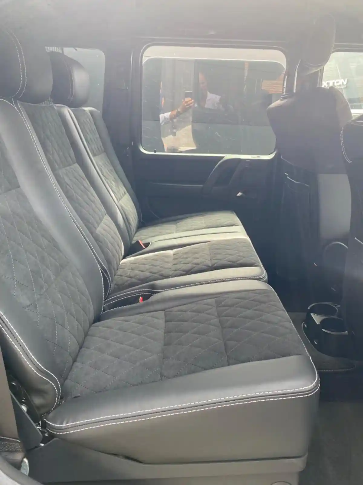 Mercedes-Benz G 500