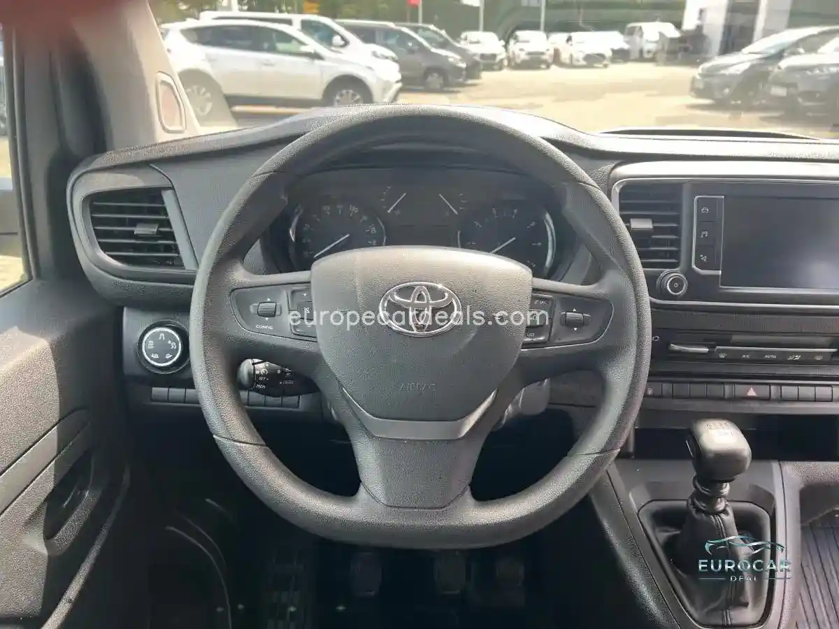 Toyota Proace (Verso)