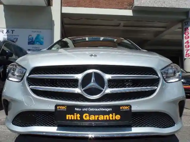 Mercedes-Benz B 250