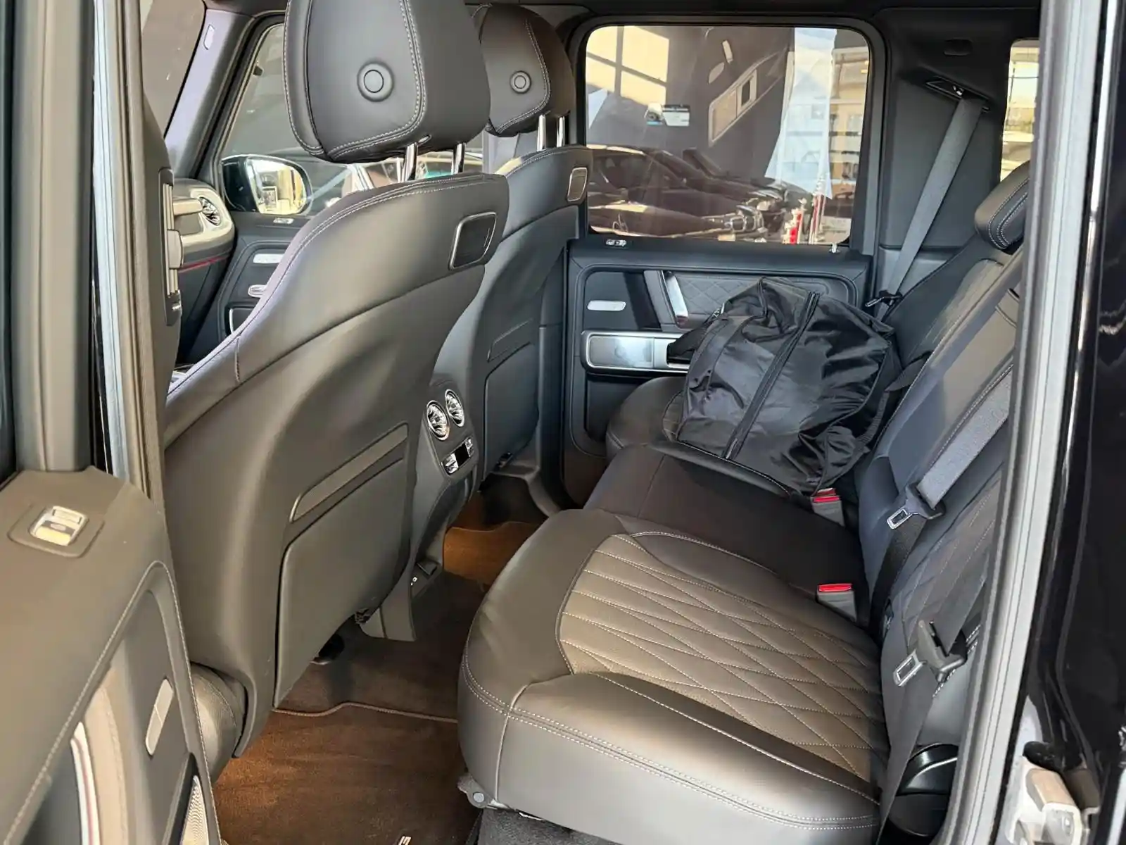 Mercedes-Benz G 500