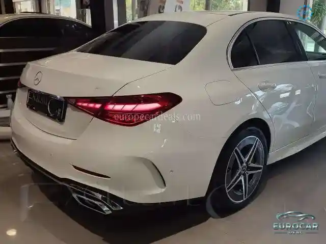 Mercedes-Benz C 300