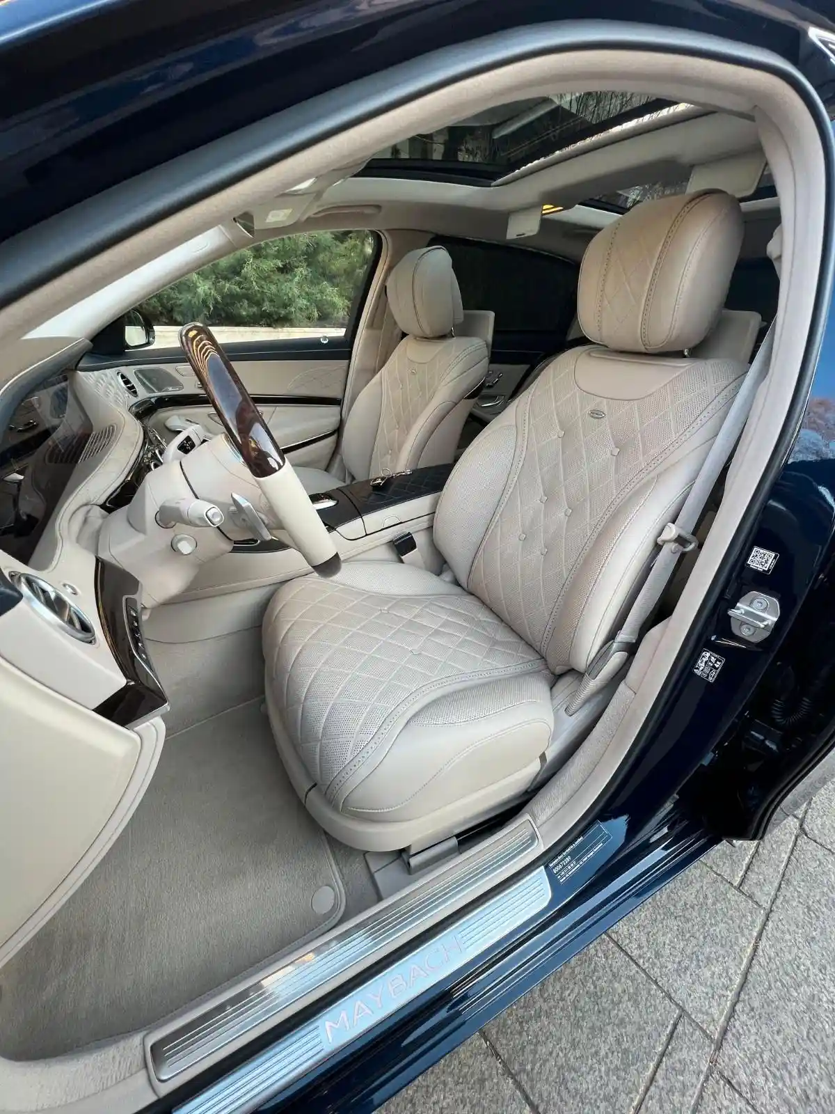Mercedes-Benz S 560
