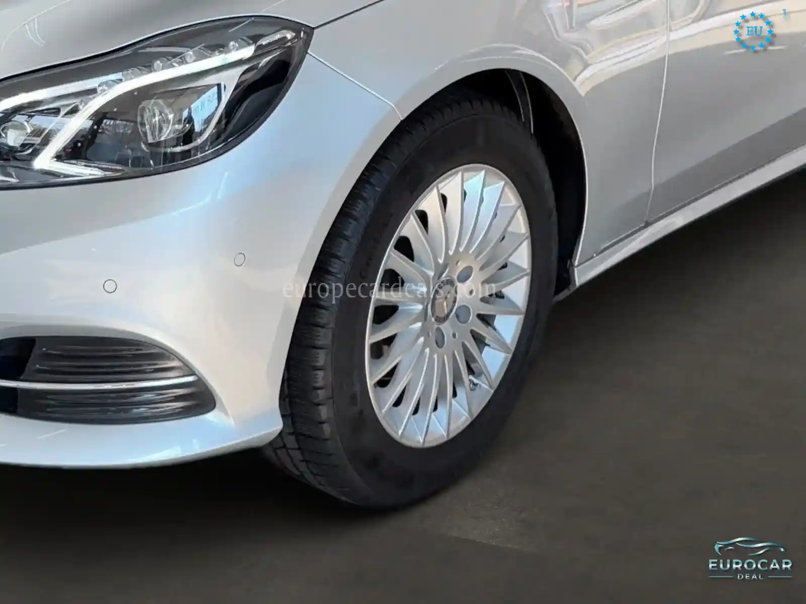 Mercedes-Benz E 200