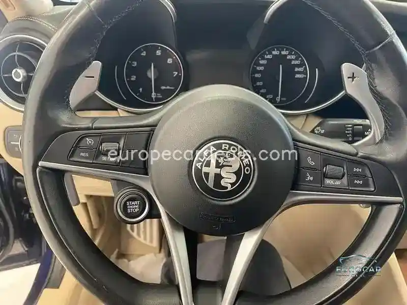 Alfa Romeo Giulia