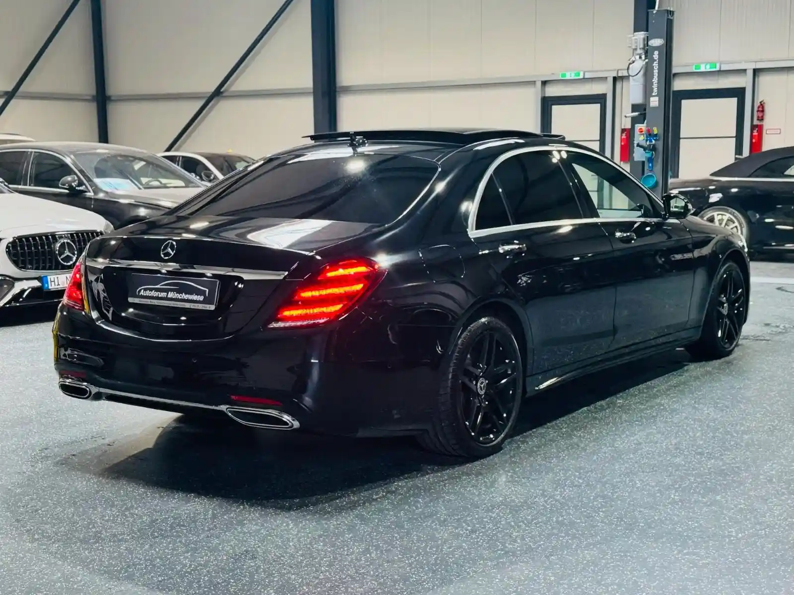 Mercedes-Benz S 400