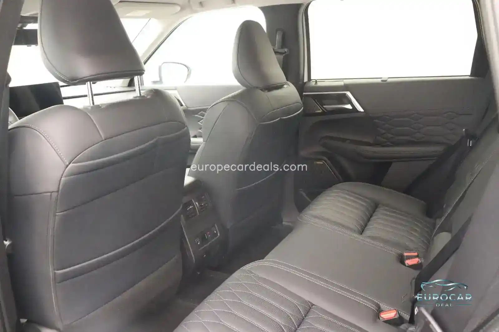 Mitsubishi Plug-in Hybrid Outlander
