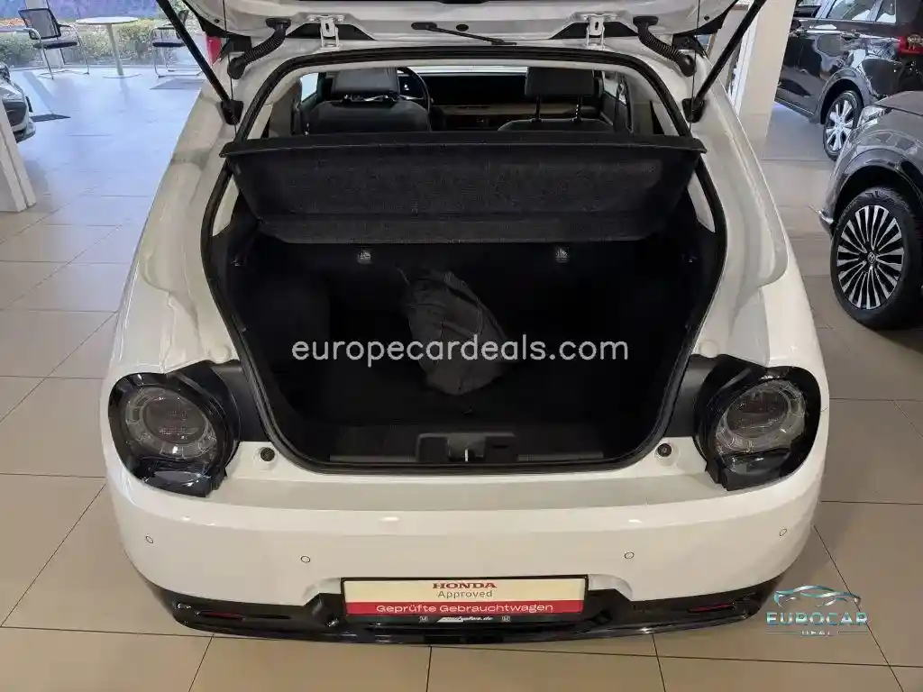 Honda e