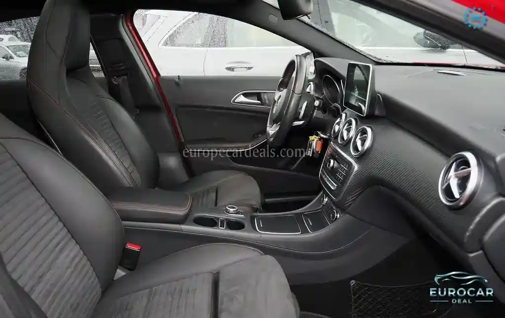Mercedes-Benz A 220