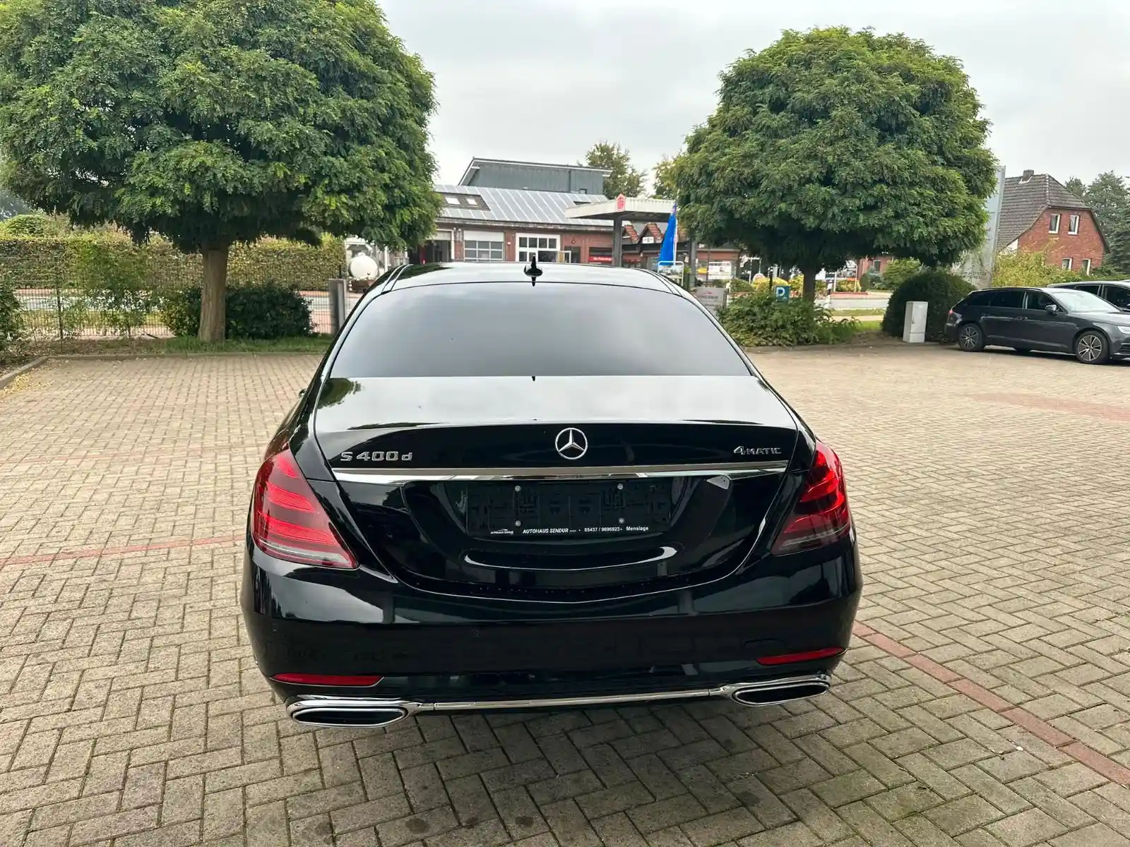 Mercedes-Benz S 400