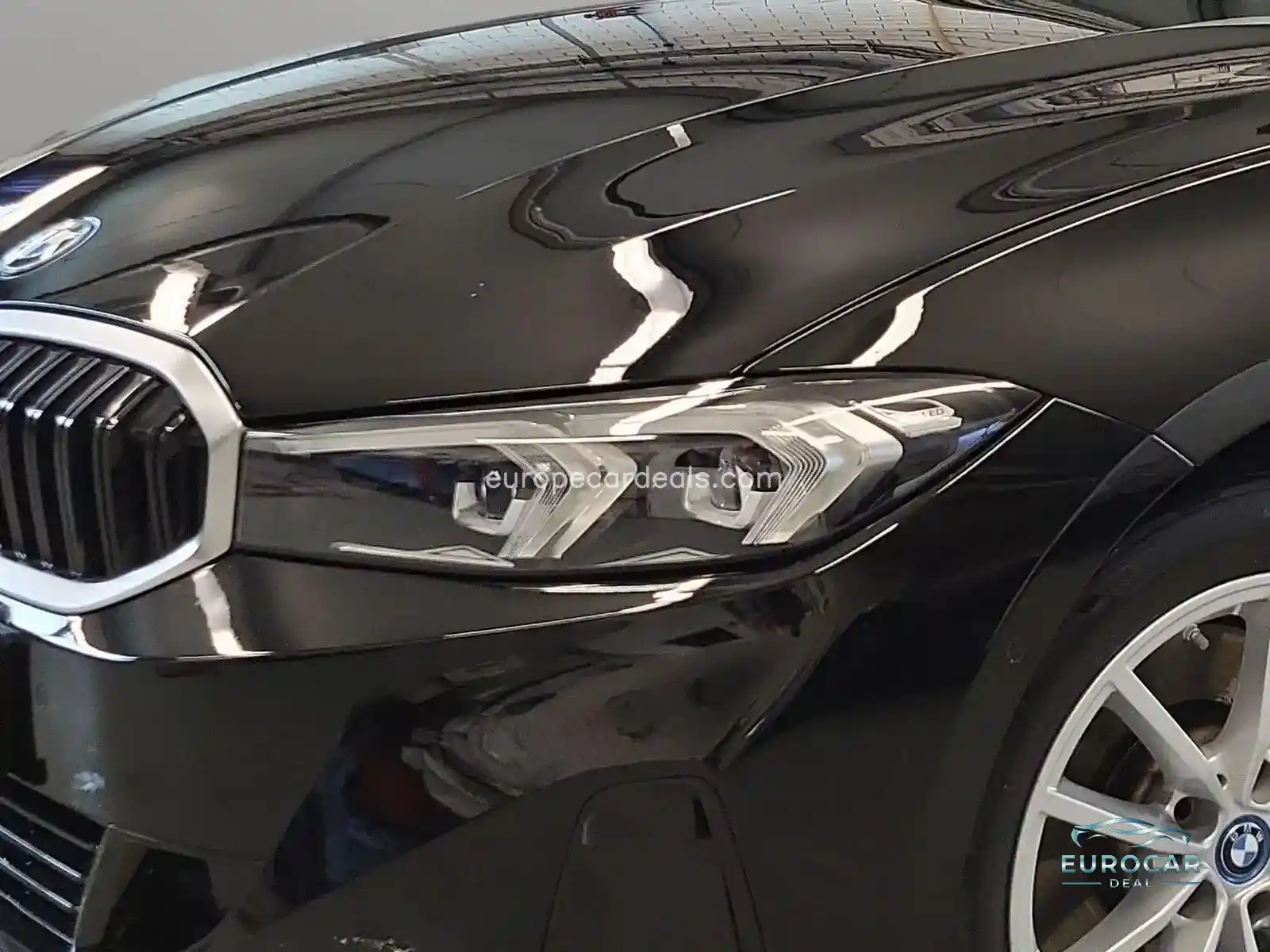 BMW 330