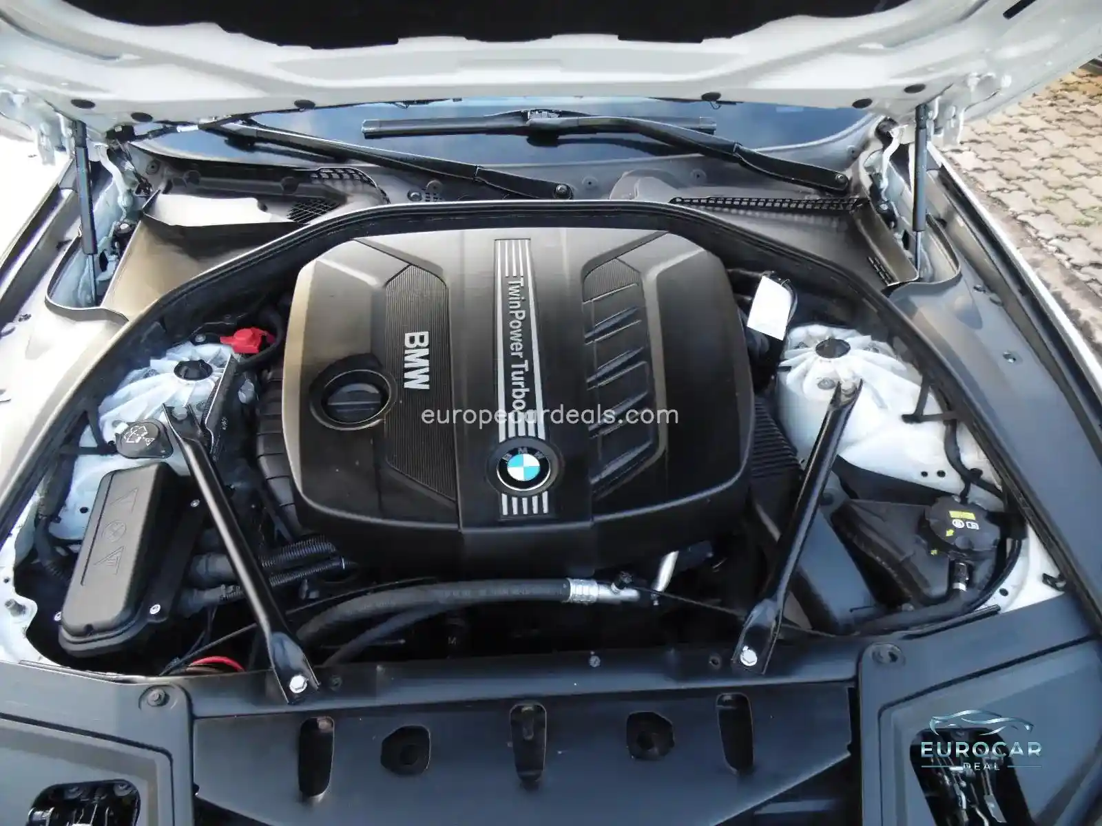 BMW 525