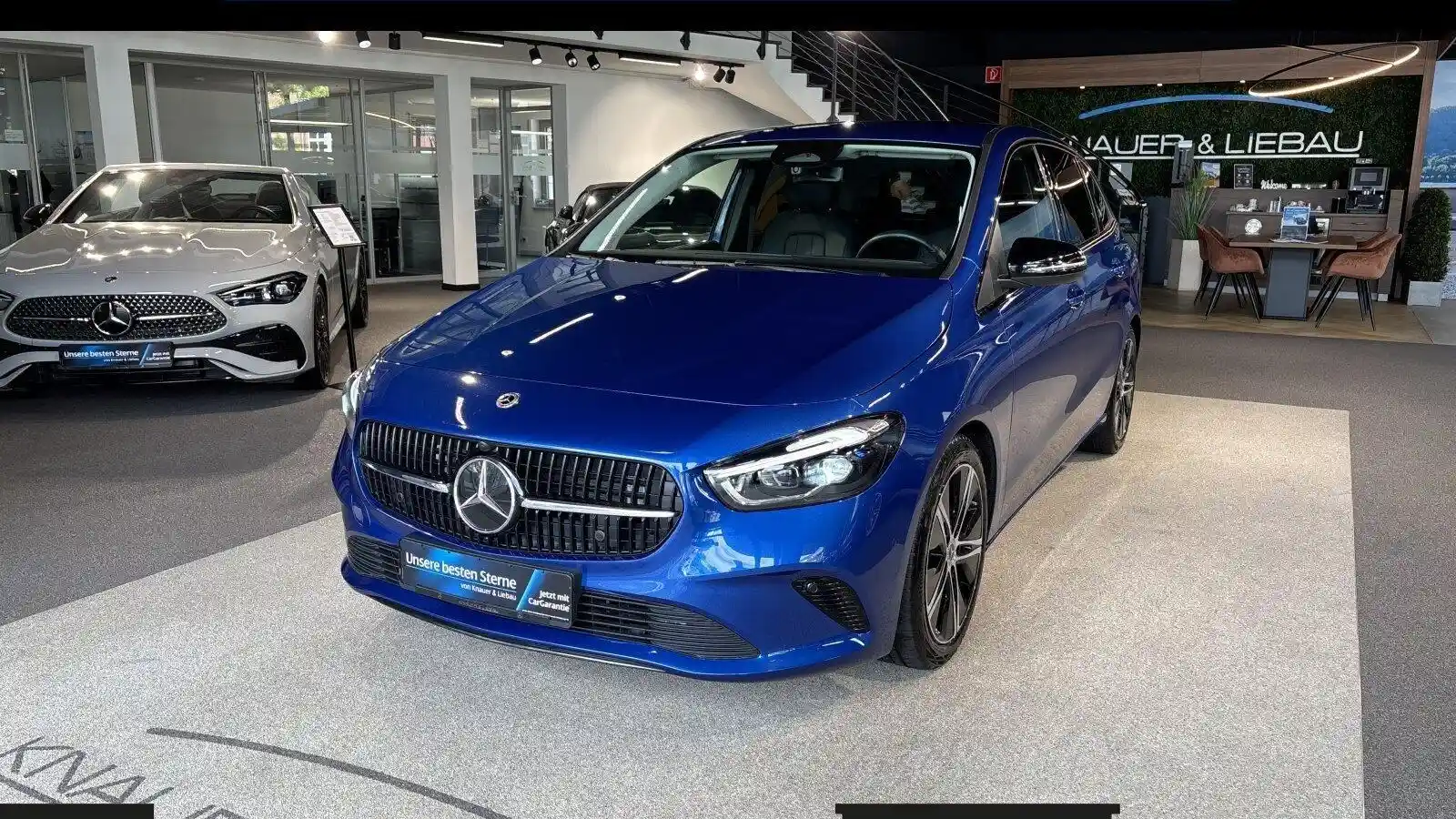 Mercedes-Benz B 200