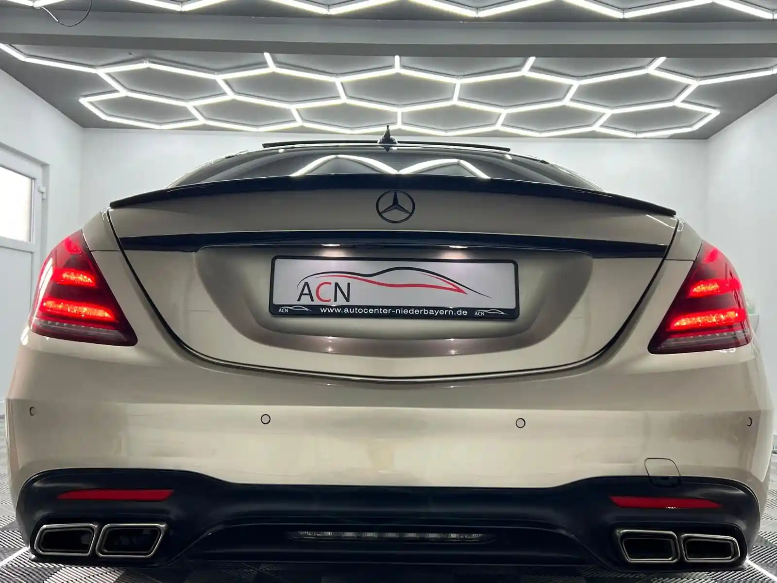 Mercedes-Benz S 350