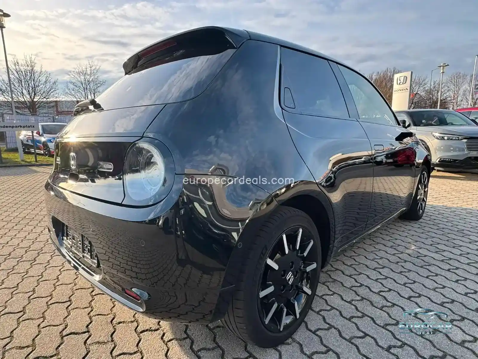 Honda e