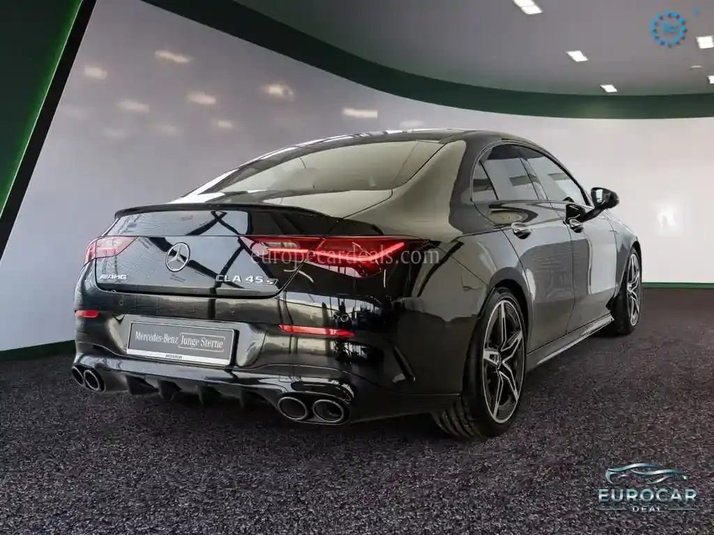 Mercedes-Benz CLA 45 AMG