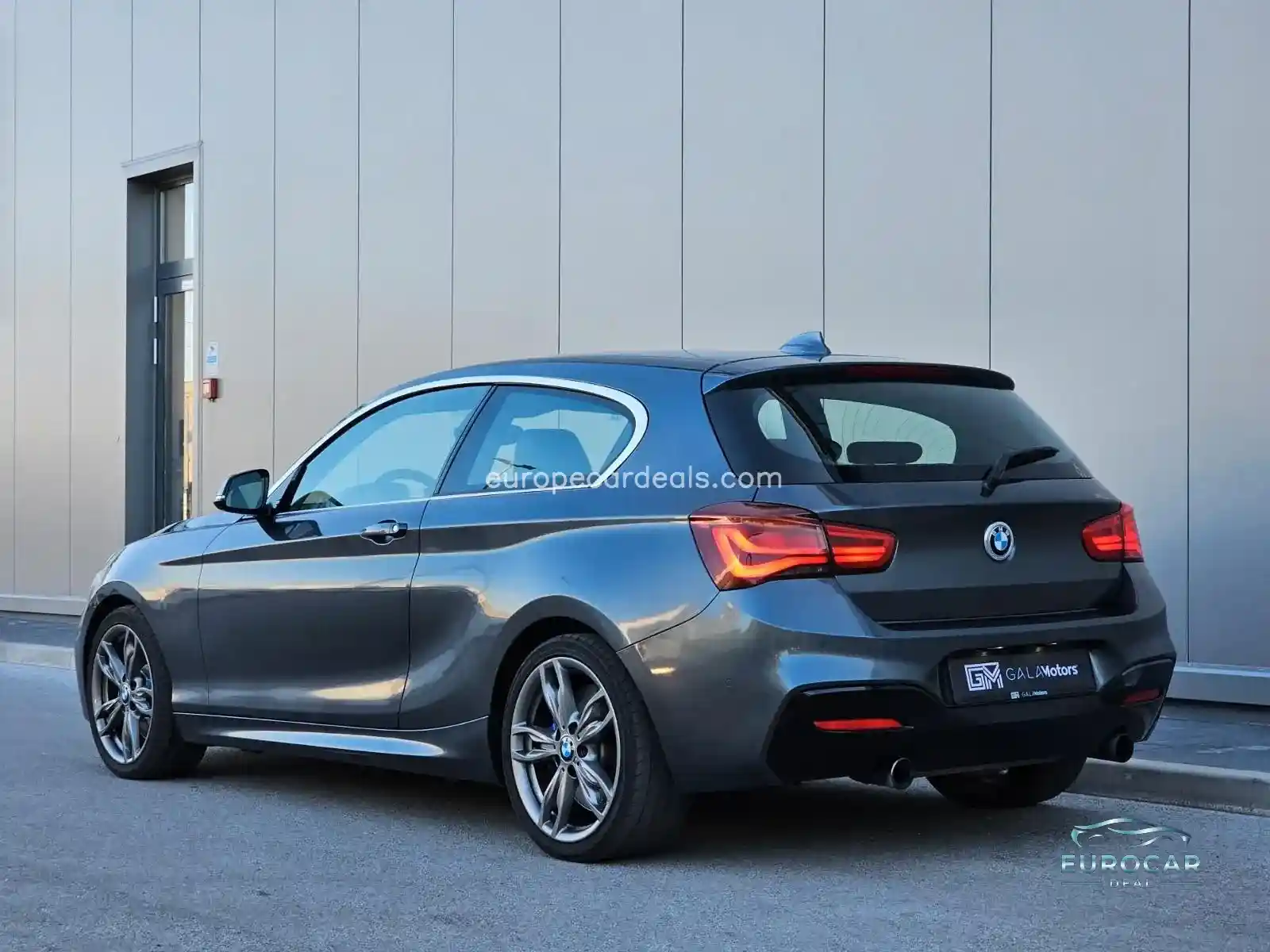 BMW M140i