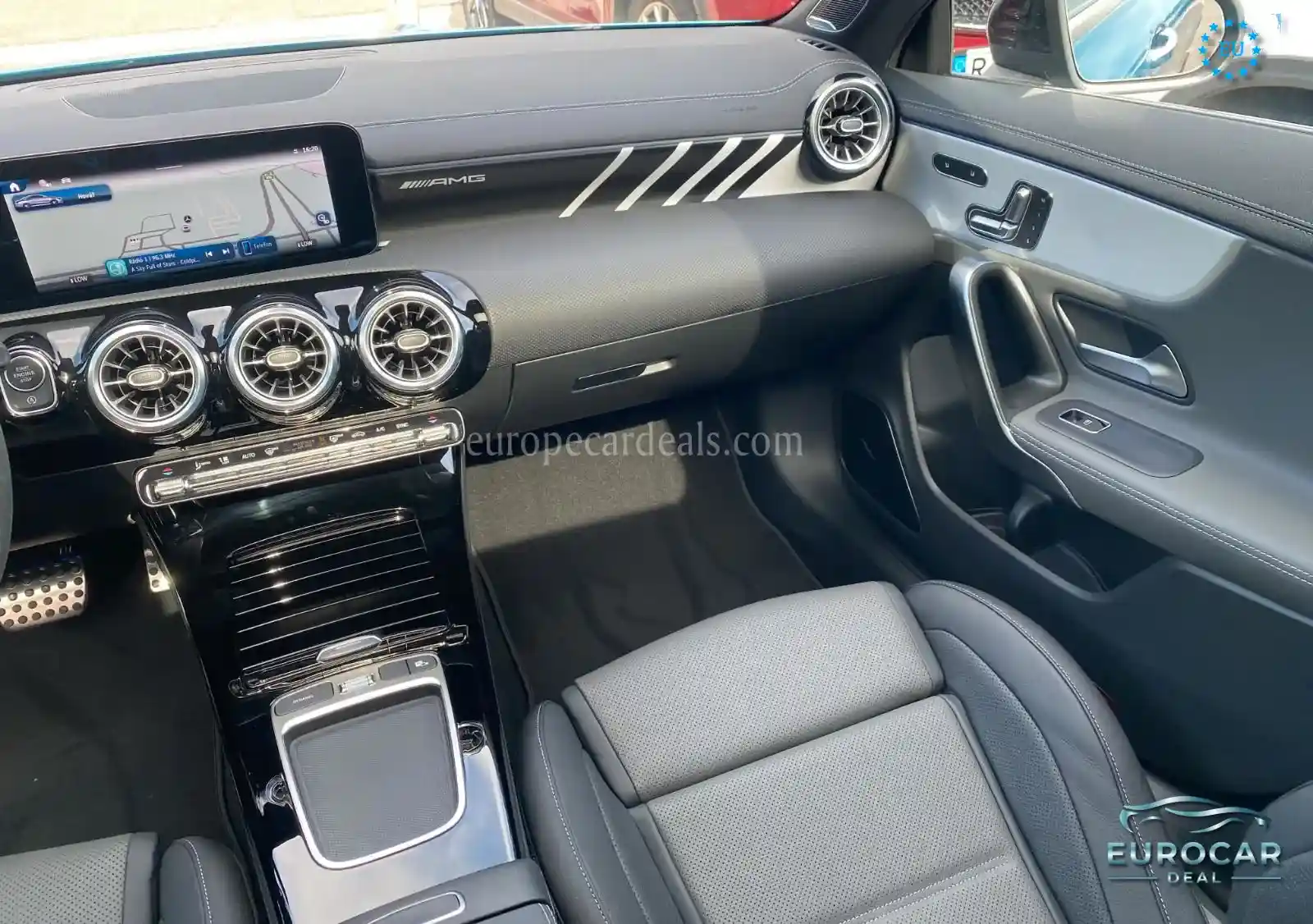 Mercedes-Benz CLA 45 AMG