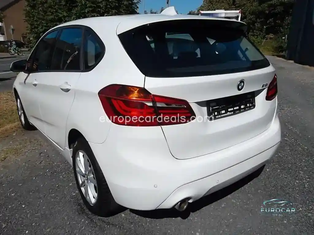 BMW 218