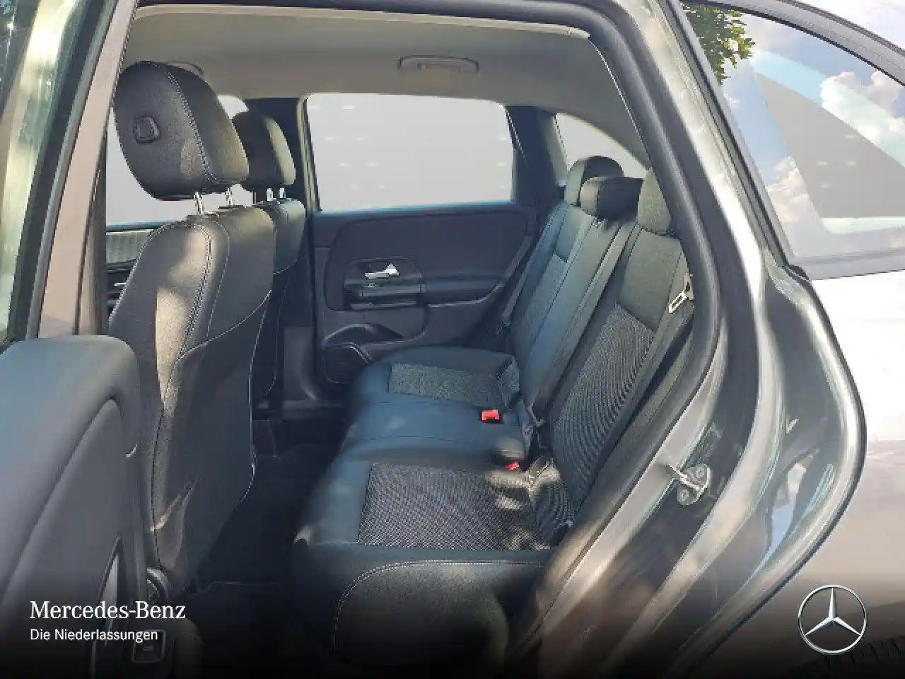 Mercedes-Benz B 250