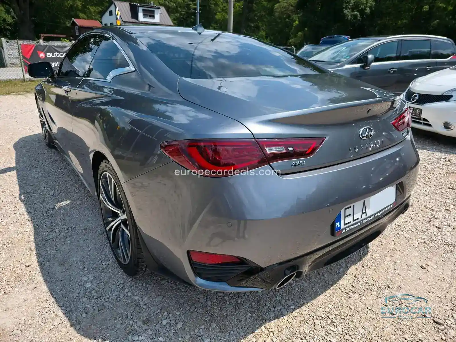 Infiniti Q60