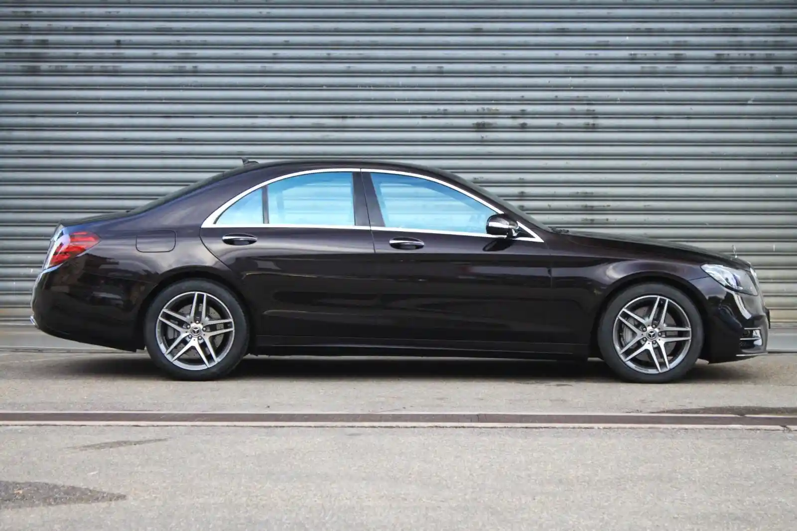 Mercedes-Benz S 560