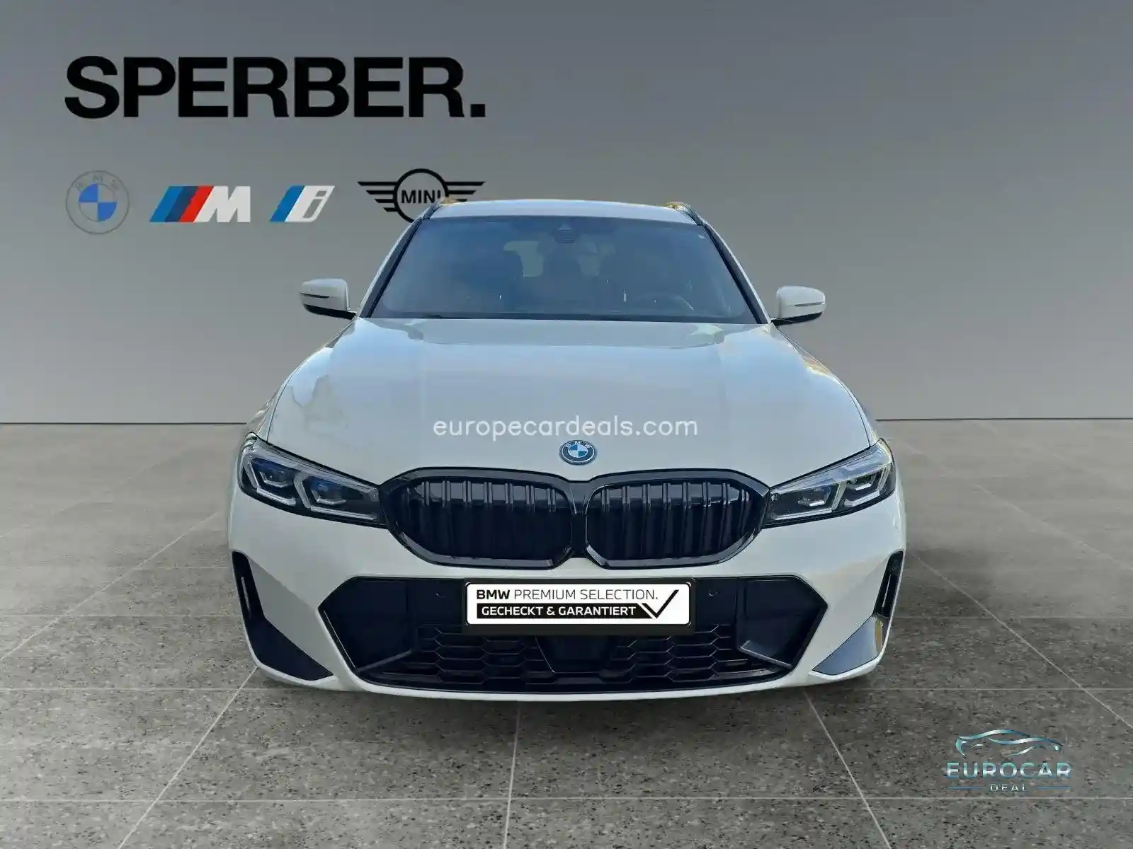 BMW 330