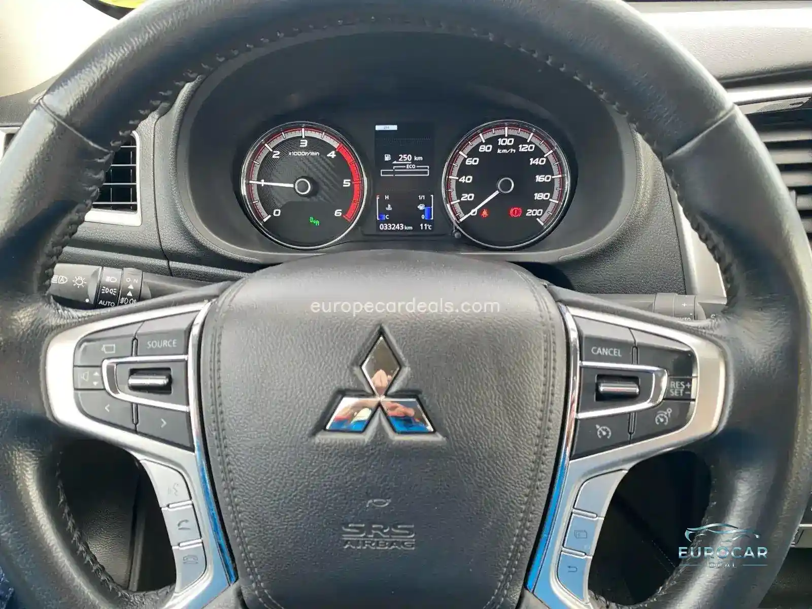 Mitsubishi L200