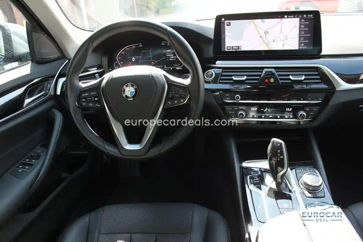 BMW 530