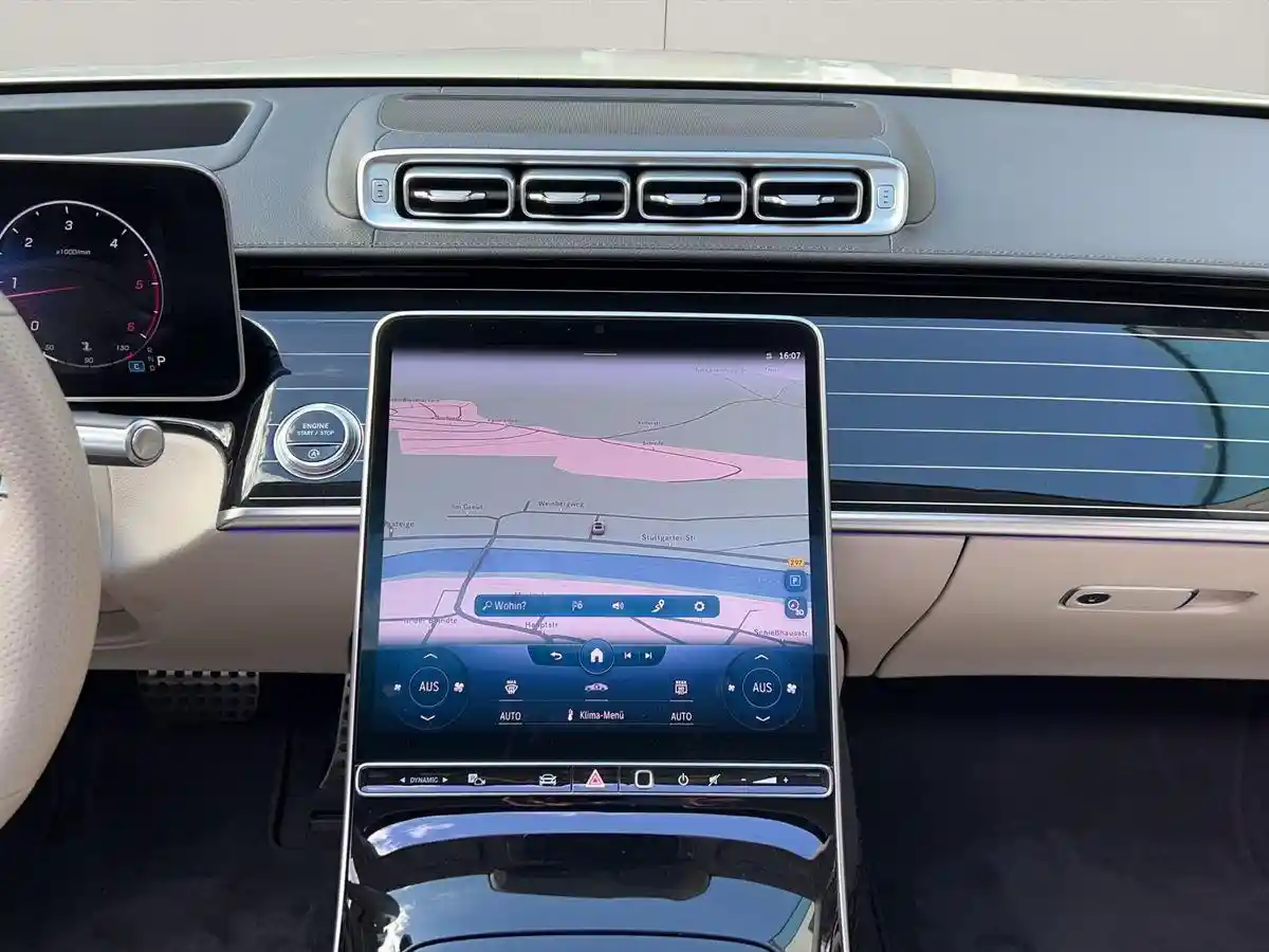 Mercedes-Benz S 400