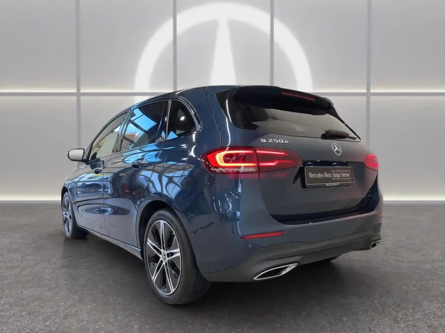Mercedes-Benz B 250