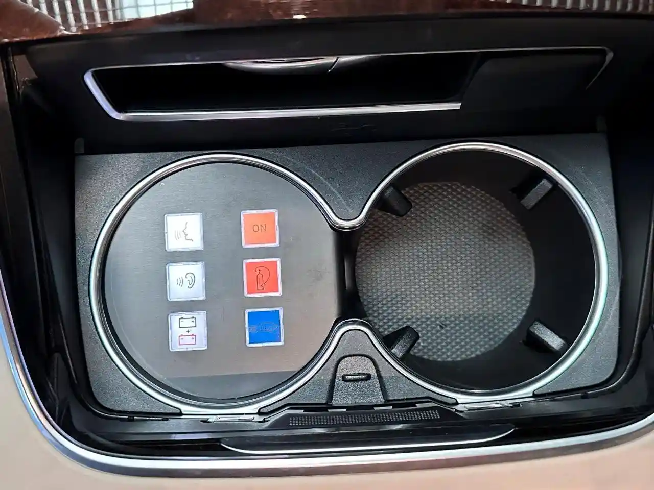 Mercedes-Benz S 600