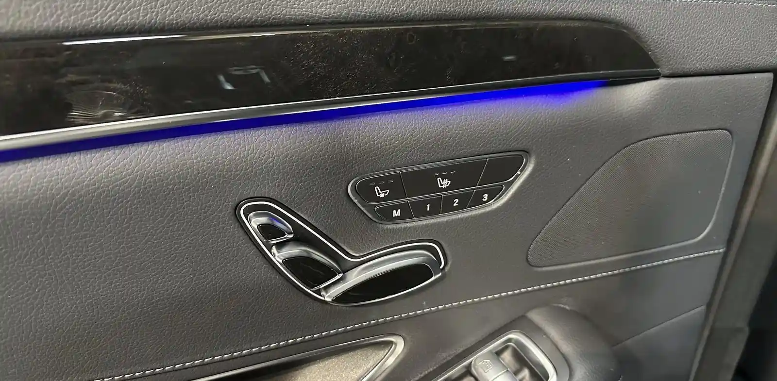 Mercedes-Benz S 400