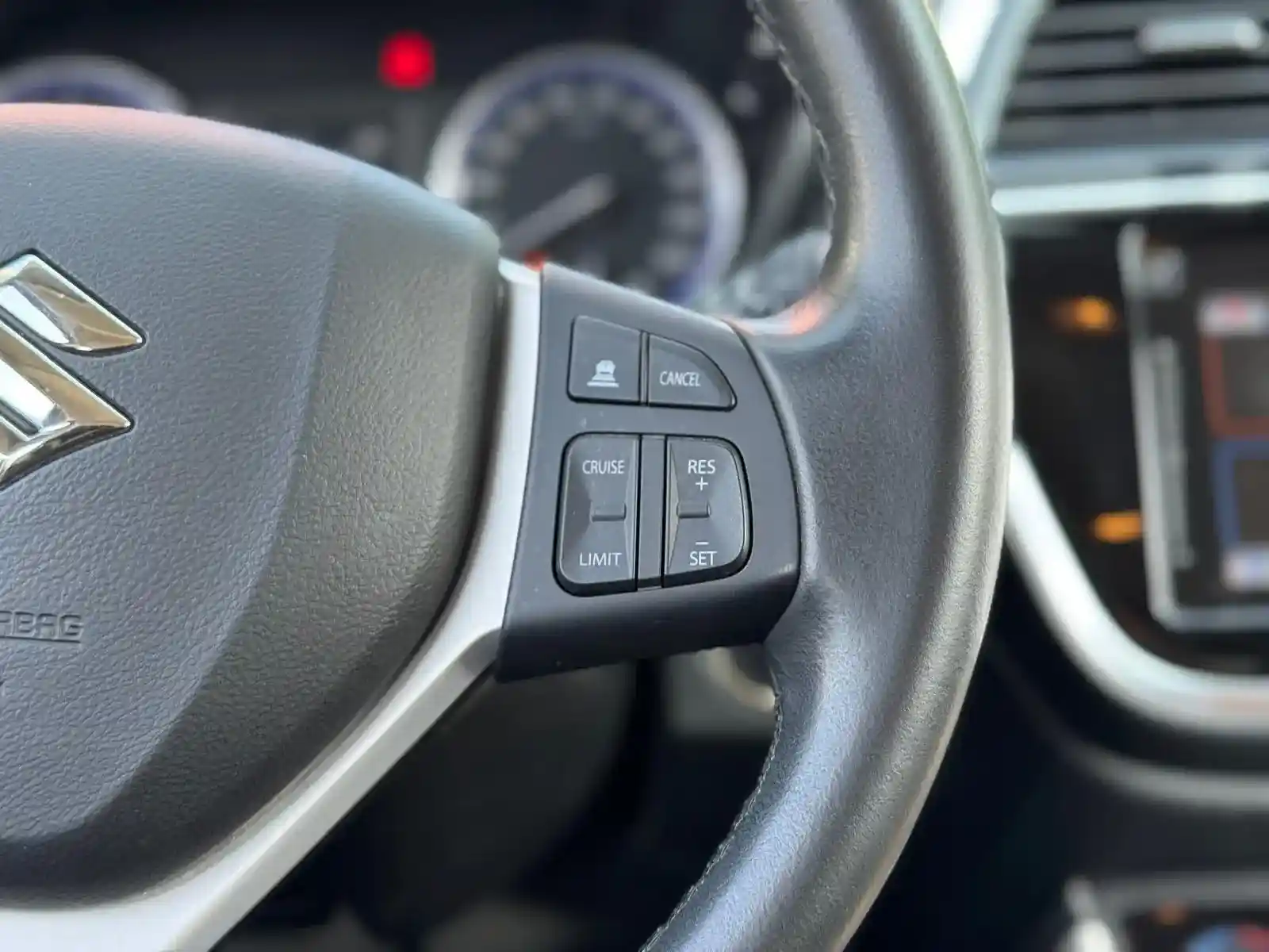Suzuki (SX4) S-Cross