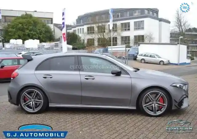 Mercedes-Benz A 45 AMG