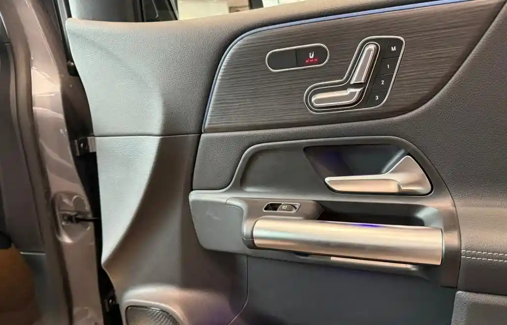 Mercedes-Benz B 250