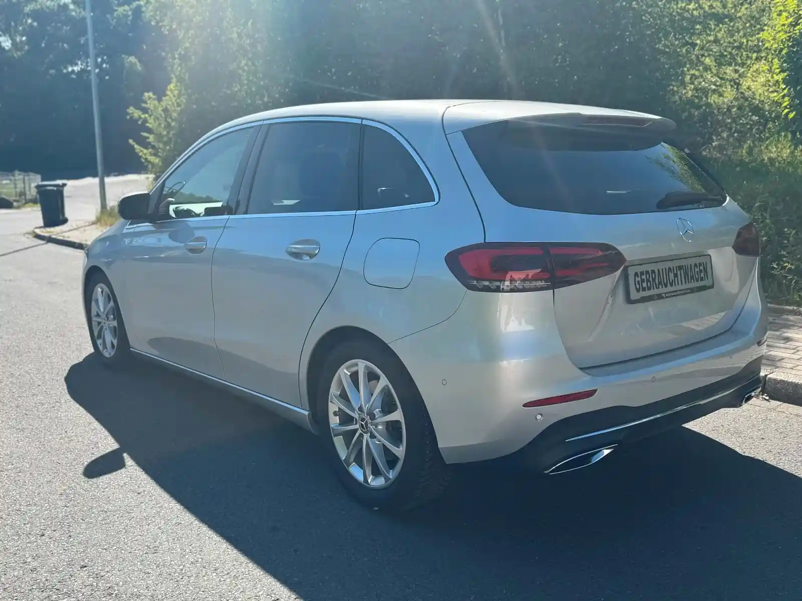 Mercedes-Benz B 200