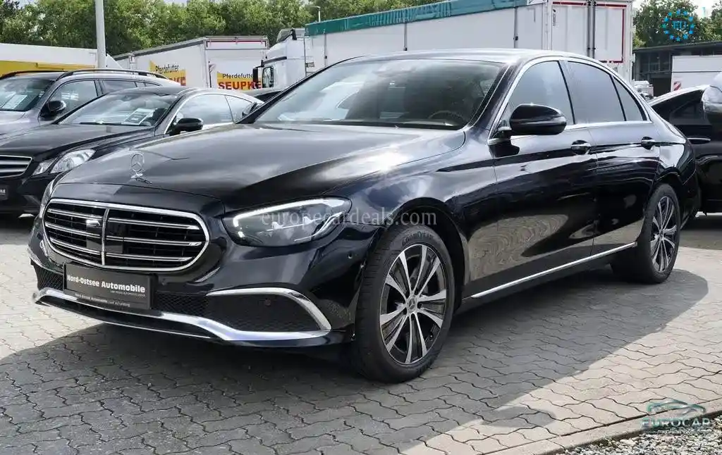 Mercedes-Benz E 300