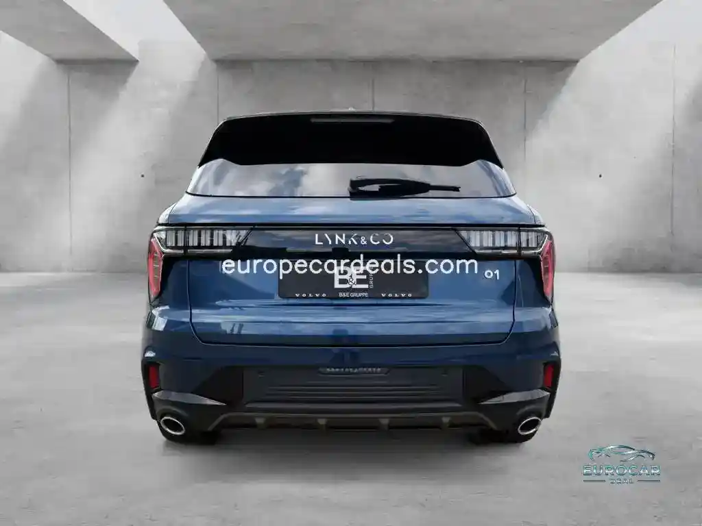 Lynk&Co 01