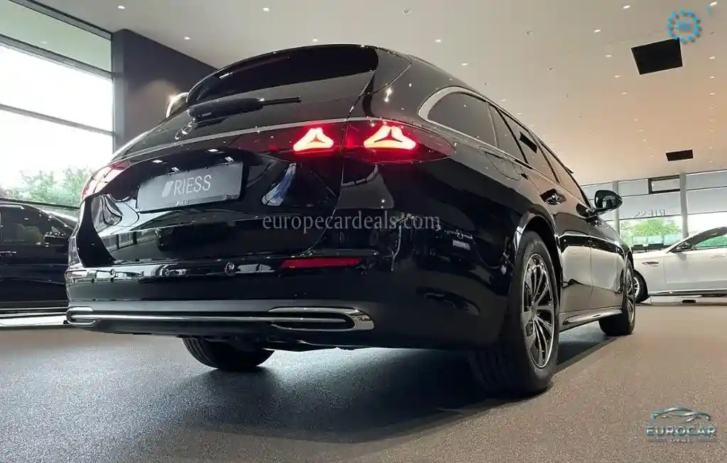 Mercedes-Benz E 200